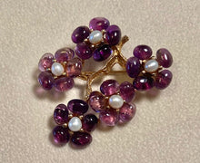 Load image into Gallery viewer, Amethyst and Fresh Water Pearl Flower Brooch
