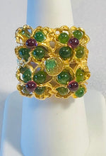Load image into Gallery viewer, Peridot and Garnet Ring
