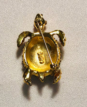 Load image into Gallery viewer, Peridot and Garnet Turtle Brooch
