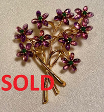 Load image into Gallery viewer, Bouquet Flower Amethyst and Peridot Brooch
