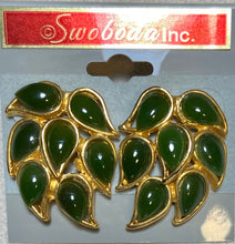 Load image into Gallery viewer, AUTHENTIC SWOBODA EARRINGS ~ JADE ~ PIERCED
