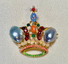 Load image into Gallery viewer, Authentic Swoboda Crown Brooch ~ Osmena pearl, Doublet Opal, Moonstone, Garnet, Peridot, Green Onyx
