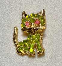 Load image into Gallery viewer, AUTHENTIC SWOBODA CAT BROOCH ~ PERIDOT, CORAL EYES
