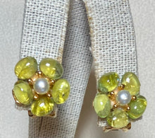 Load image into Gallery viewer, AUTHENTIC SWOBODA EARRINGS ~ PERIDOT, PEARL
