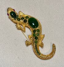Load image into Gallery viewer, AUTHENTIC SWOBODA IGUANA BROOCH ~ &quot;A&quot;QUALITY NEPHRATE JADE, RUBY EYES
