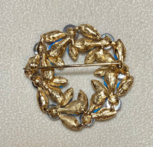Load image into Gallery viewer, Authentic Swoboda Christmas Wreath Brooch ~ Turquolite

