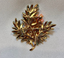 Load image into Gallery viewer, Coral, Aventurine and Pearl Flower Brooch

