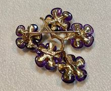 Load image into Gallery viewer, Amethyst and Fresh Water Pearl Flower Brooch

