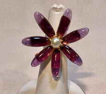 Load image into Gallery viewer, Amethyst and Fresh Water Pearl Flower Ring

