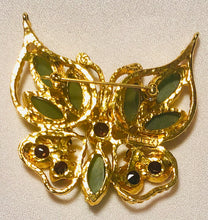 Load image into Gallery viewer, Jade and Garnet Butterfly Brooch
