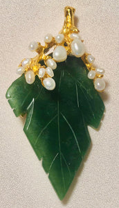 Jade and Pearl Pendant / Brooch
