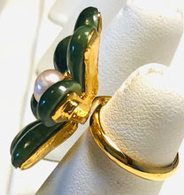 Load image into Gallery viewer, Jade and Pearl Ring

