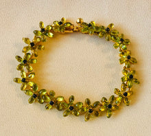 Load image into Gallery viewer, Peridot and Sapphire Bracelet
