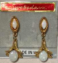 Load image into Gallery viewer, Genuine Opal Earrings
