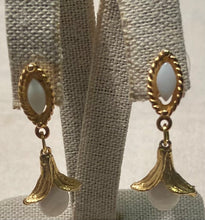 Load image into Gallery viewer, Genuine Opal Earrings
