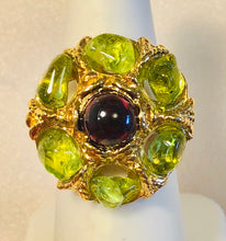 Load image into Gallery viewer, Peridot and Garnet Ring
