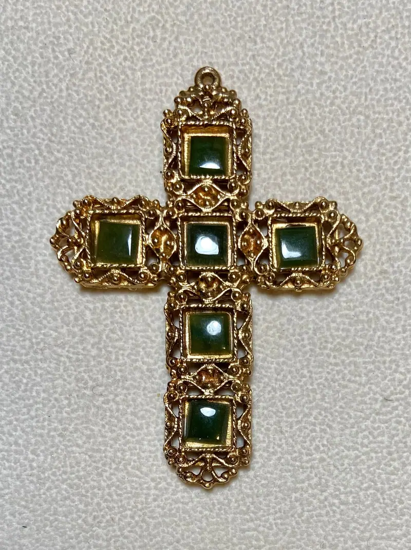 Cross Pendant — Jade