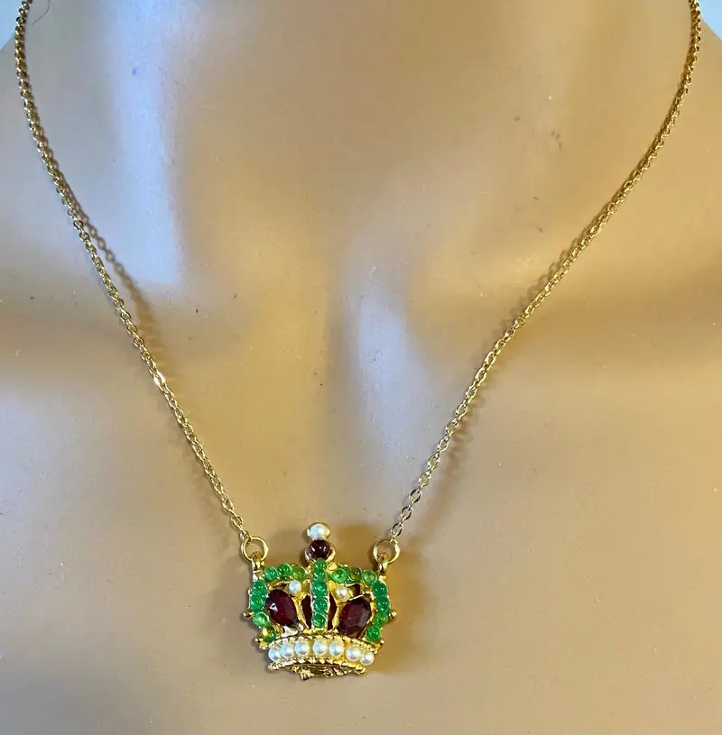 Crown Pendant — Garnet, Peridot, Pearl