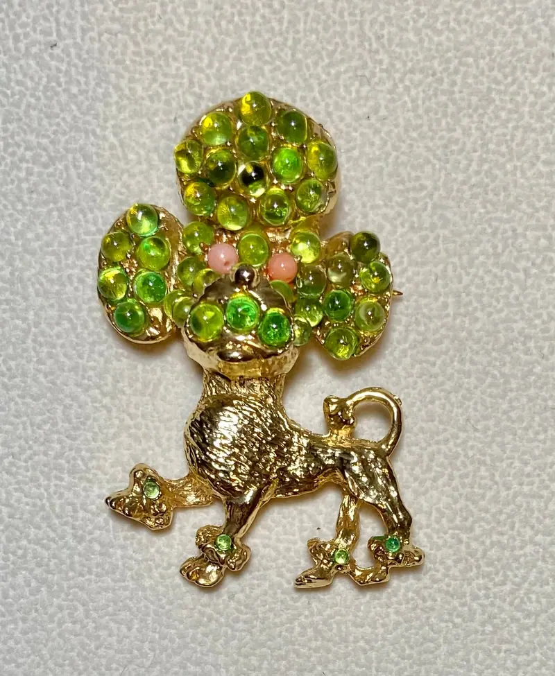 Dog Brooch — Peridot, Coral Eyes