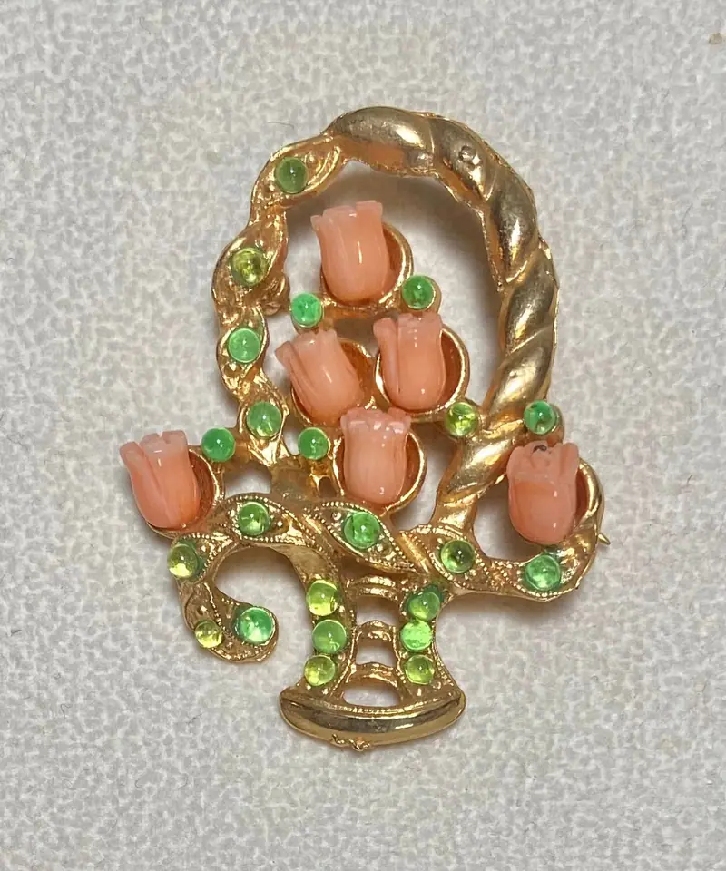Flower Basket Brooch — Coral, Peridot
